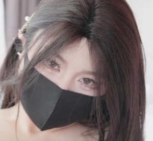 娜娜 珍藏短片 胡萝卜插双洞