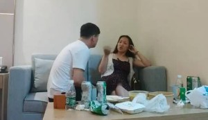 爱情故事05-17房产中介的骚妇