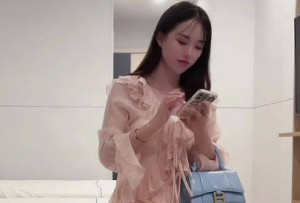 极口温柔甜美学生妹-大熊
