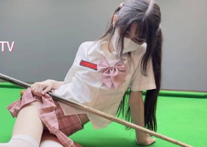 被反差台球助教美脚调教-精主TV